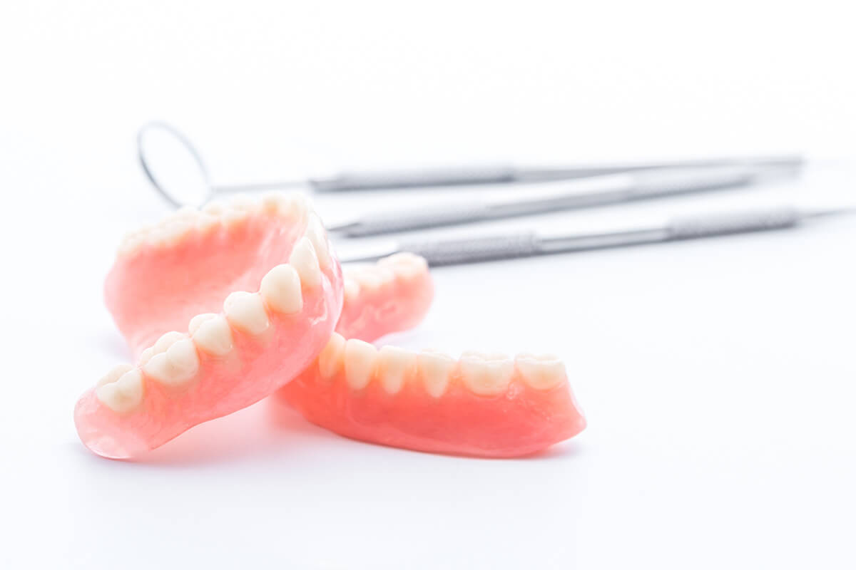 法鉑牙醫診所_活動假牙